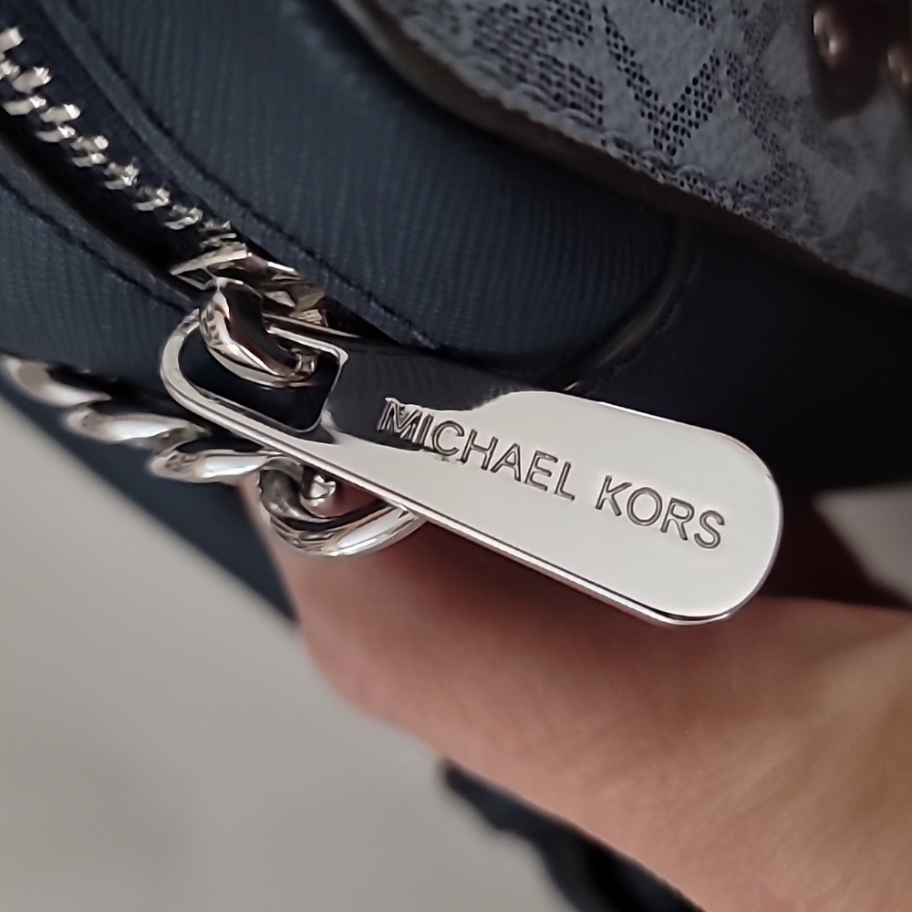 Michael Kors Blue Butterfly Crossbody Bag - Picture 9 of 11